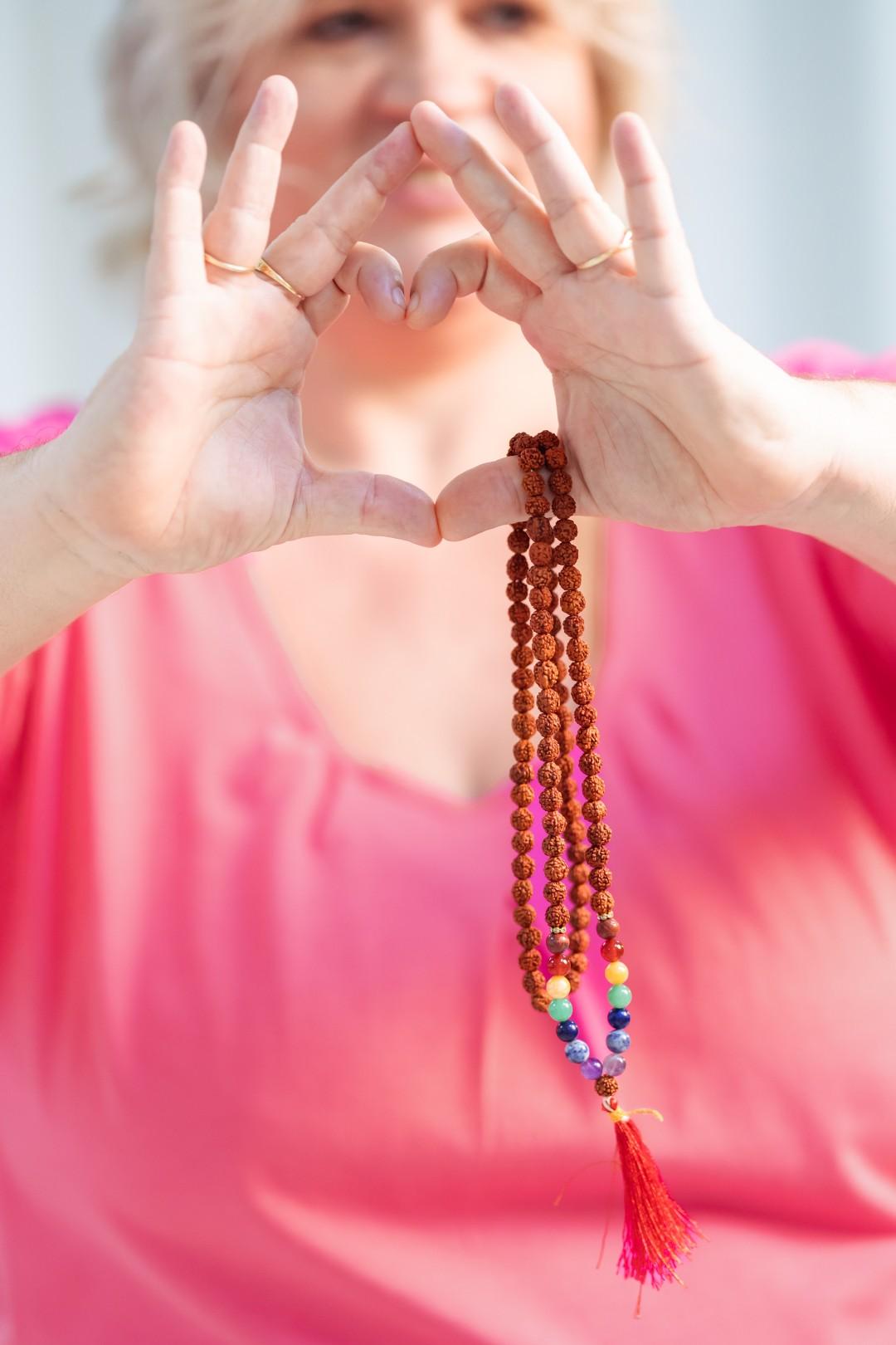 plussize yoga met liefde voor je lijf plussize yoga met liefde voor je lijf